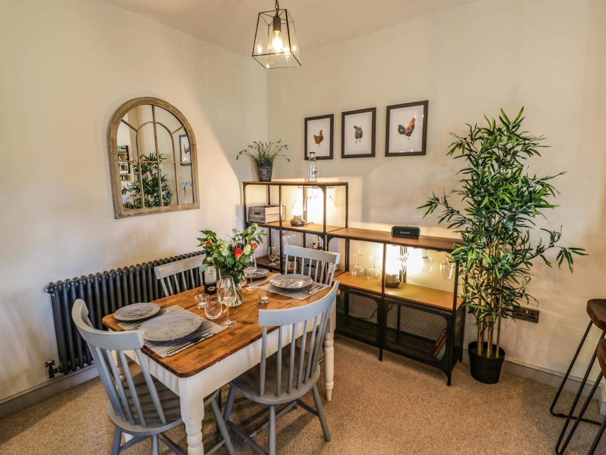 The Hyde Villa Стратфорд на Ейвън Екстериор снимка